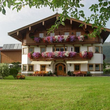 施密特小屋旅馆 Kössen 外观 照片