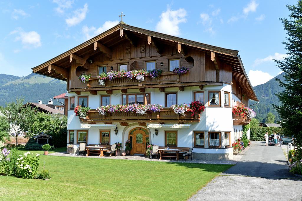 施密特小屋旅馆 Kössen 外观 照片