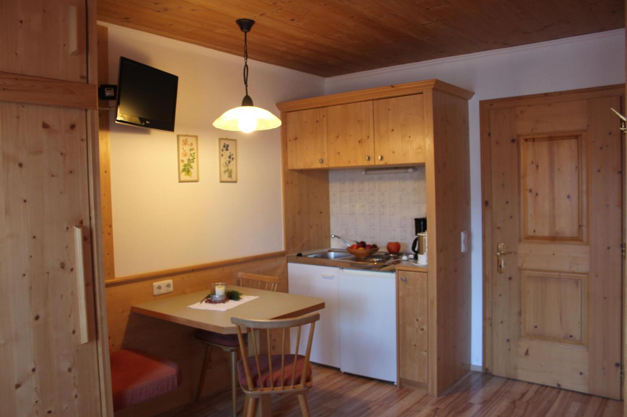 施密特小屋旅馆 Kössen 客房 照片