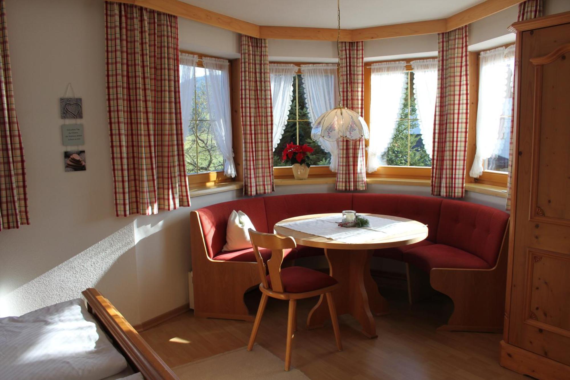 施密特小屋旅馆 Kössen 客房 照片