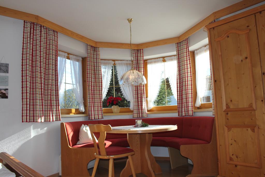 施密特小屋旅馆 Kössen 客房 照片